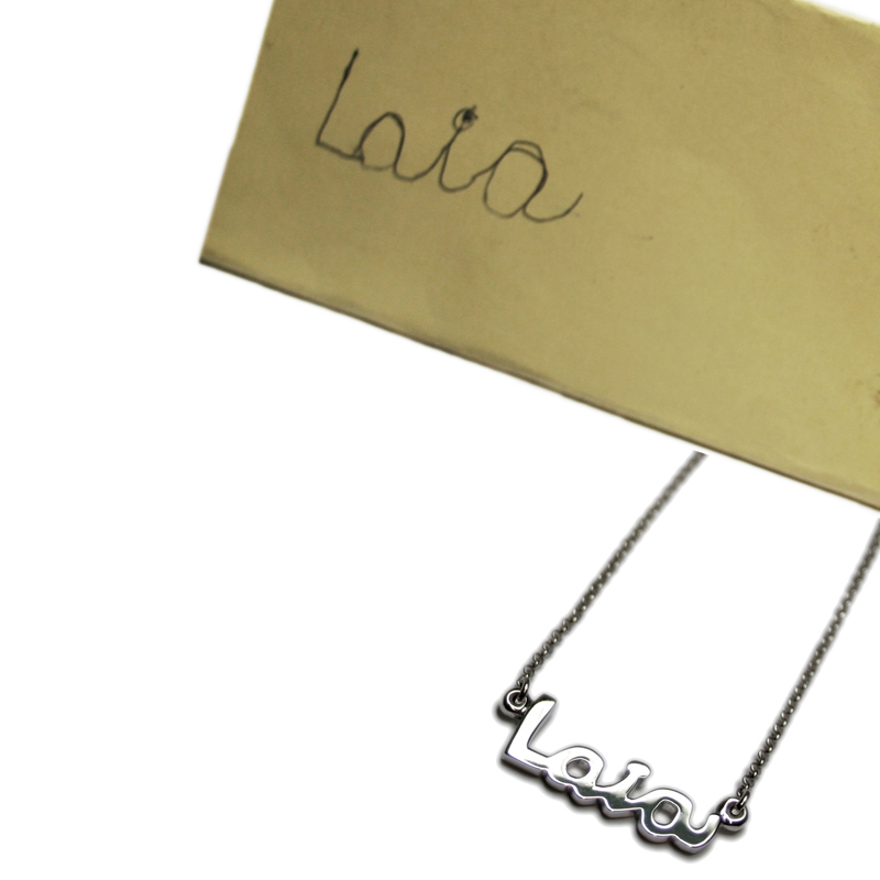 Collar con Nombre Laia